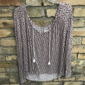 SALE!!! Adorable flowy top